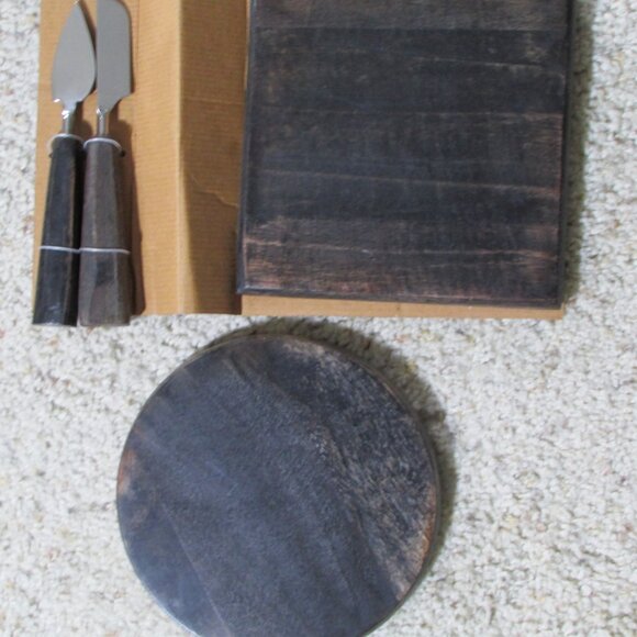NWOT Rustic Accents 4 pc Wood Cheese Serving Set - Picture 2 of 5